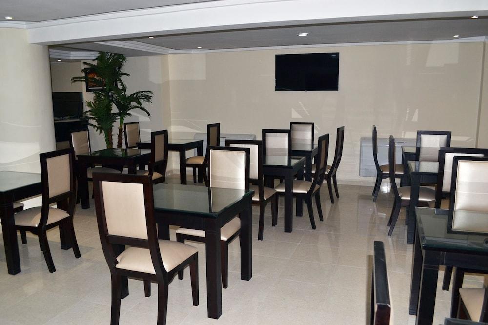 Hotel Al Akhawayn Uchda  Exterior foto