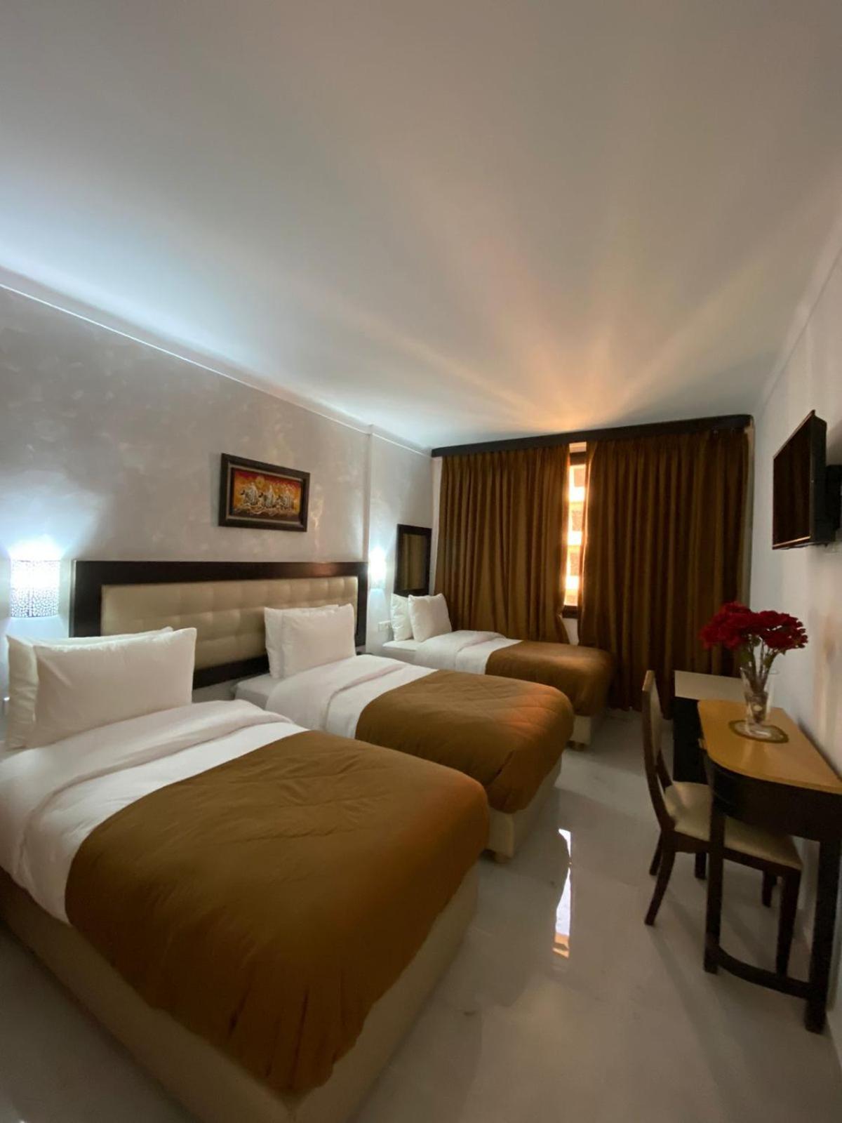 Hotel Al Akhawayn Uchda  Habitación foto